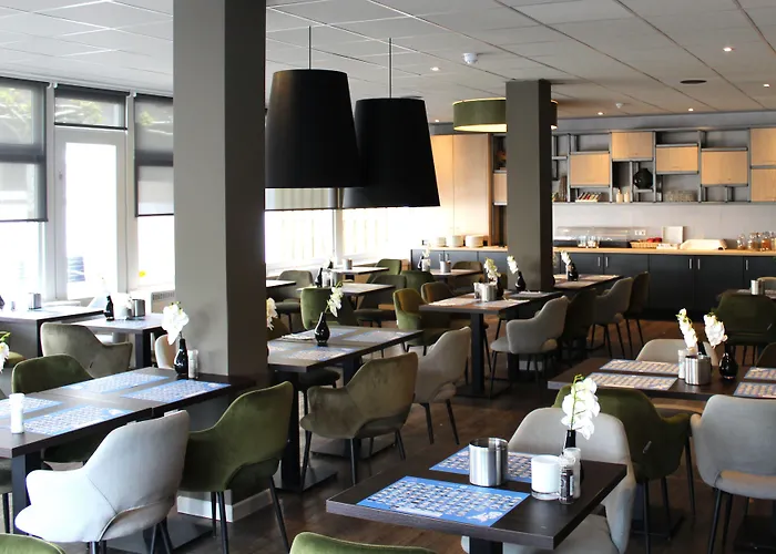 Отель Fletcher Valkenburg 4*